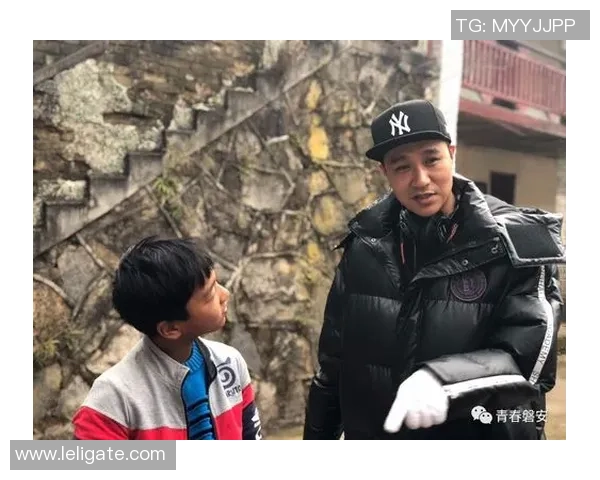 足球棉农：在绿茵场上播种希望与梦想的农民故事